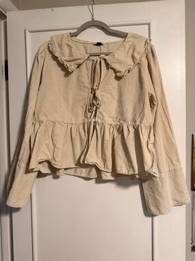 American Eagle Cream Lightweight Top with Ribbed Neck